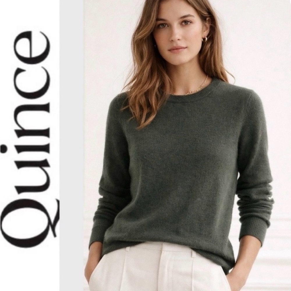 Quince Women's Forest Green Mongolian Cashmere Crew Neck Sweater